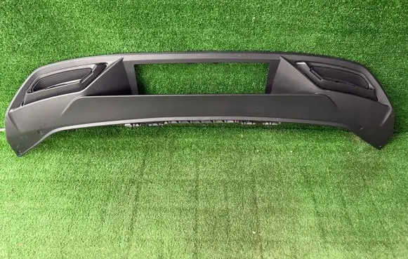 Seat Leon IV Front bumper lip 