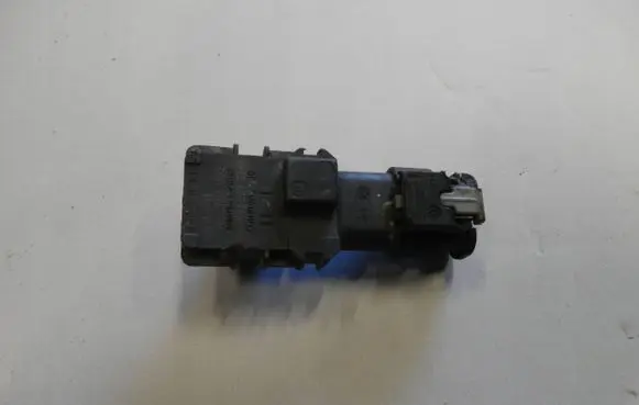 Audi A8 S8 D4 4H EGR valve 06E906052