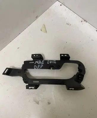 Mercedes-Benz E AMG W212 Front fog light trim/grill A2128854053