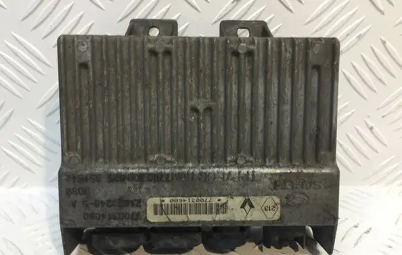 Renault Master II Engine control unit/module 7700314680