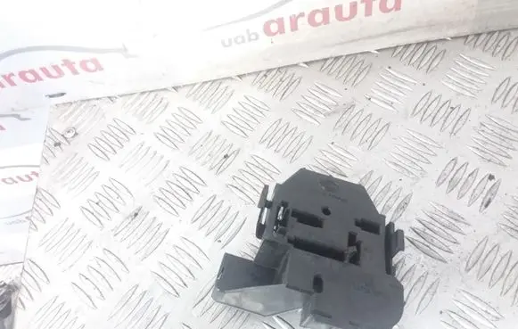 Tail light part
