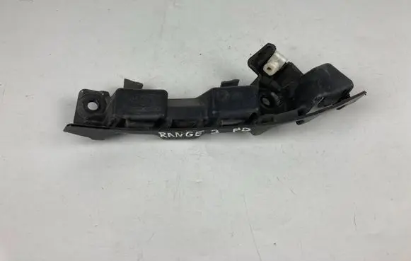 Land Rover Range Rover Sport L320 Bumper support mounting bracket corner DPL000161