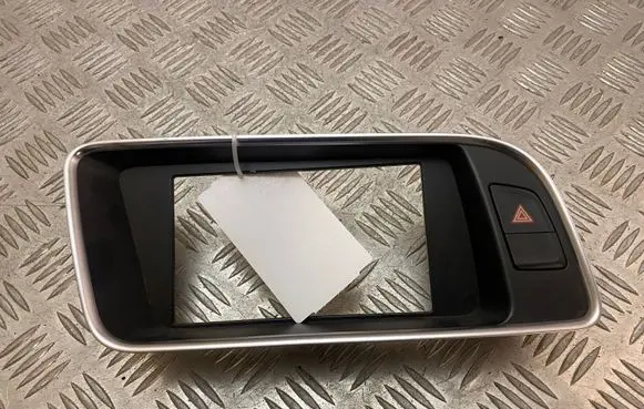 Audi Q5 SQ5 Radio/GPS head unit trim 8R1857186P