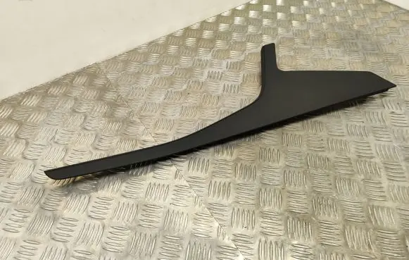 Other center console (tunnel) element