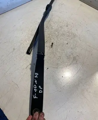 BMW 5 F10 F11 Front wiper blade arm