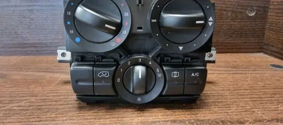Mercedes-Benz Vito Viano W639 Climate control unit A6399060000KZ A6399060000