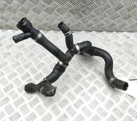Volvo V60 Engine coolant pipe/hose 32249720