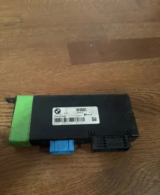 BMW 5 F10 F11 Gateway control module 9267514
