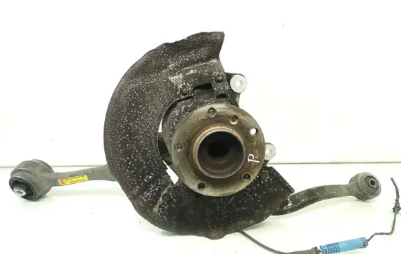 BMW 5 E60 E61 Front wheel hub spindle knuckle 6760953 6760953L