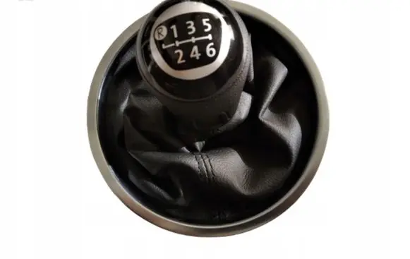 Volkswagen Beetle A5 Gear lever shifter trim leather/knob 5C0711113A