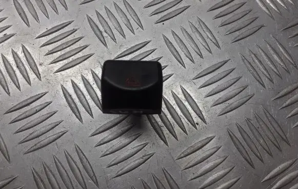 Nissan Micra Hazard light switch
