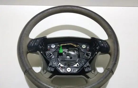 Volvo XC90 Steering wheel 8666891 P5507003