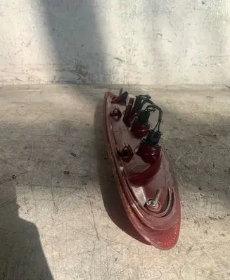 Nissan Quest Third/center stoplight 265905z000