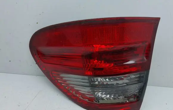 Mercedes-Benz E W211 Rear/tail lights A2118202864