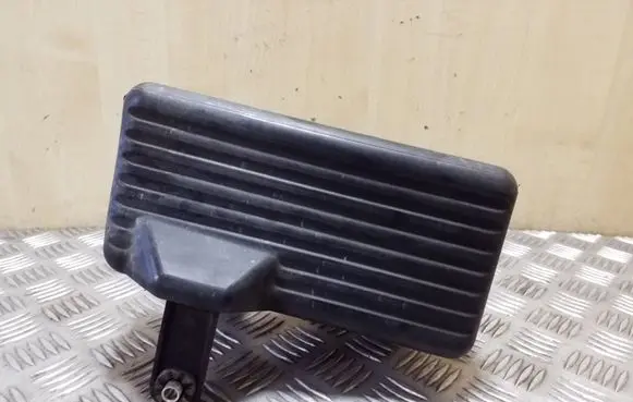 Suzuki Grand Vitara II Intake resonator 66JR01