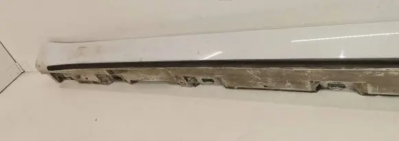 Audi A5 Side skirt front trim 8W6853853A