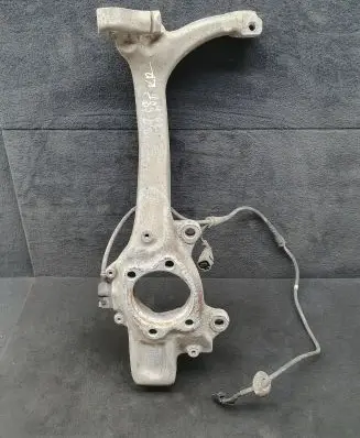 Audi A4 S4 B7 8E 8H Front wheel hub 8E0407253H 8E0407241A 8E0407253E