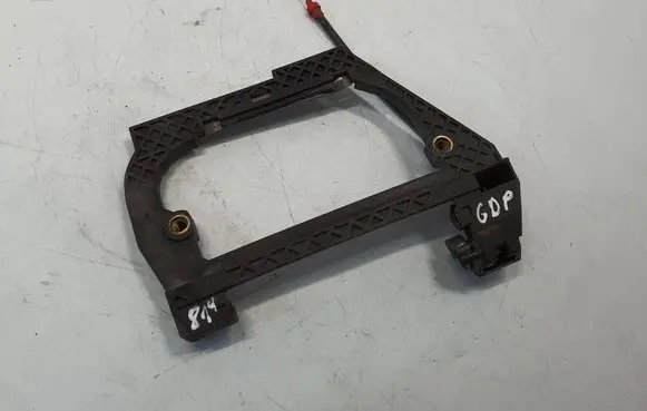 BMW 5 E39 Rear door exterior handle/bracket 8236646 51228236646