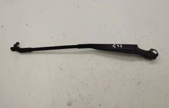 Mercedes-Benz S W220 Front wiper blade arm