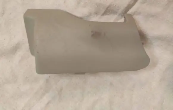 Volvo S60 Seat belt trim 39831667