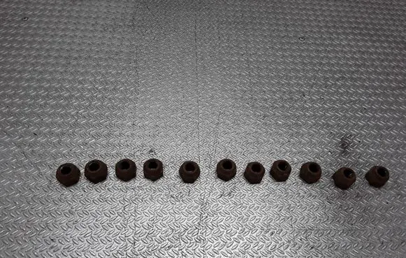 Toyota Yaris Verso Nuts/bolts 