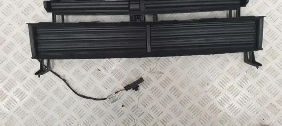 BMW X1 F48 F49 Radiator trim 