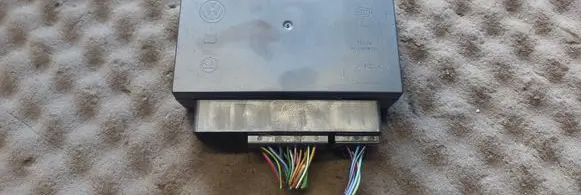 Volkswagen Transporter - Caravelle T5 Comfort/convenience module 6Q0959433E