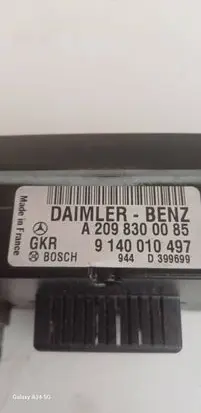 Mercedes-Benz C W203 Climate control unit A2098300085 9140010497