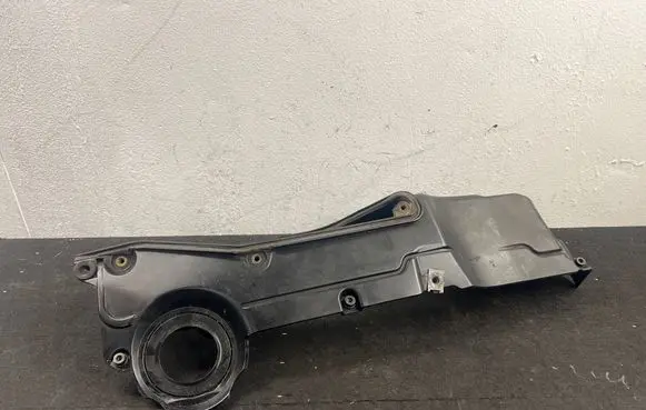 BMW 5 E60 E61 Air filter box cover 7793203