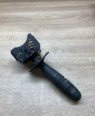 Renault Scenic I Wiper control stalk 3679424