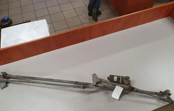 Citroen C4 I Front wiper linkage and motor 404638