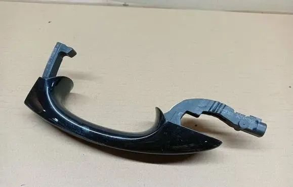 Volkswagen Golf VII Front door exterior handle 5G0837205Q