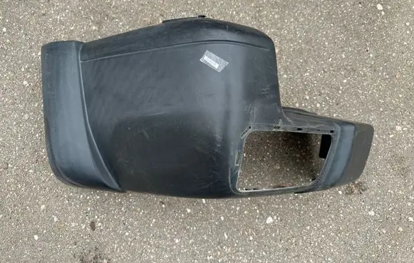 Rear bumper corner part panel trim