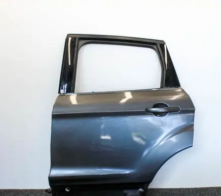 Ford Kuga II Rear door