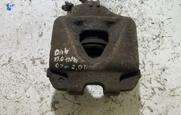 BMW 1 E81 E87 Front brake caliper 57/24