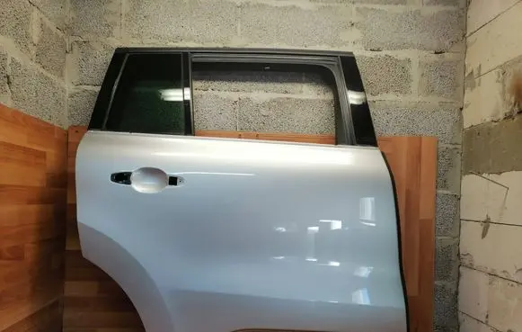 Renault Espace V (RFC) Rear door 821002020R