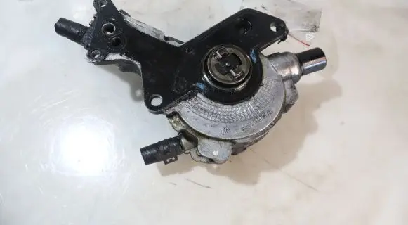 Vacuum pump