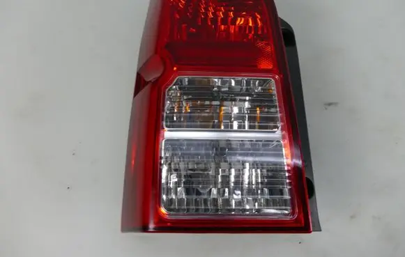 Nissan Pathfinder R51 Rear/tail lights 220-16550