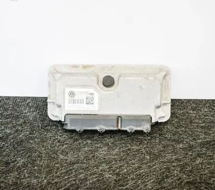 Volkswagen Golf VI Engine control unit/module 03C906024BD