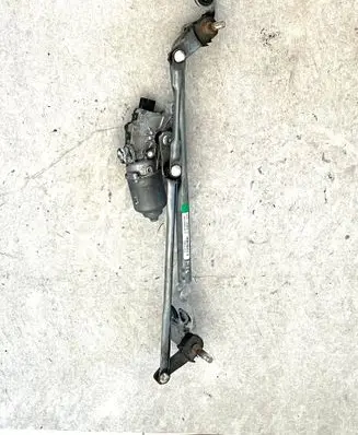 Front wiper linkage and motor