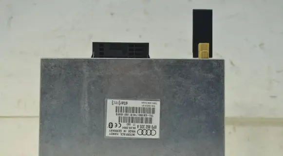 Audi A4 S4 B7 8E 8H Bluetooth control unit module 8P0862335A 16DL0005LC 16D100051CB1