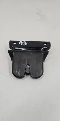 Audi A3 S3 8L Tailgate/trunk/boot lock/catch/latch 8L0827 505E
