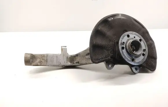 Front wheel hub spindle knuckle