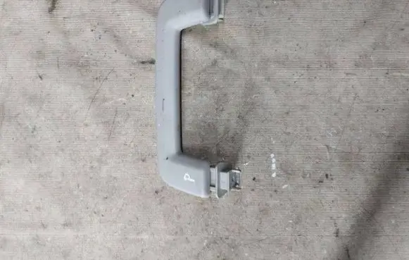 Front interior roof grab handle