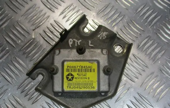 Chrysler PT Cruiser Airbag deployment crash/impact sensor P04671845AC