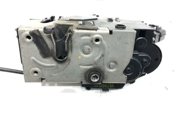 Fiat Croma Front door lock 51708421A