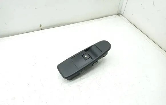 Citroen C4 Grand Picasso Electric window control switch 96639377zd