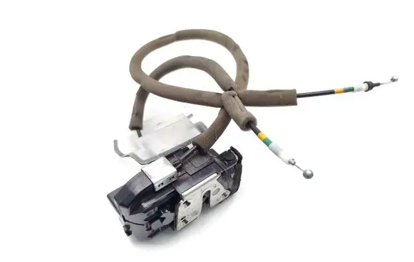 Infiniti Q50 Front door lock
