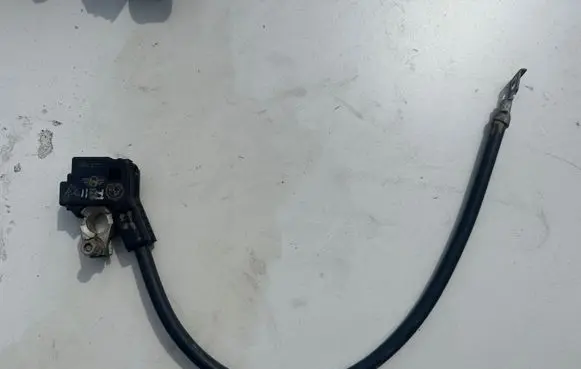 BMW 5 F10 F11 Negative earth cable (battery) 9234437 1446471004 5WK48808D