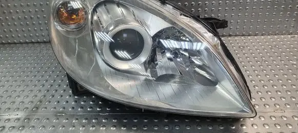 Mercedes-Benz B W245 Headlight/headlamp A1698201861